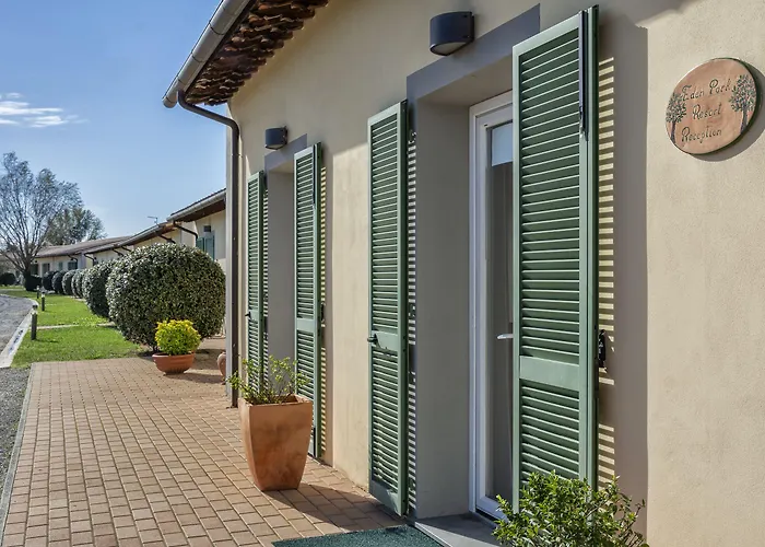 Eden Park База отдыха 3*